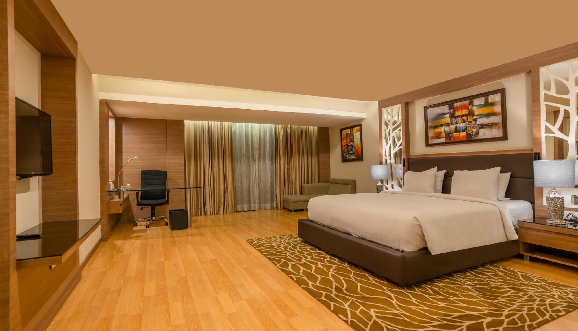 Radisson 4*